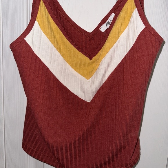 Ardene Large Tank Top with Diagonal Design - Picture 3 of 3